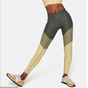Outdoor Voices 7/8 Springs Leggings